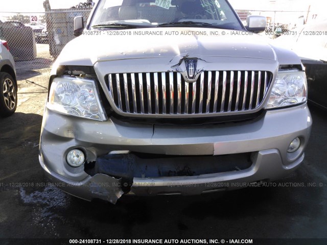 5LMFU27R24LJ25352 - 2004 LINCOLN NAVIGATOR 香槟色 照片 6