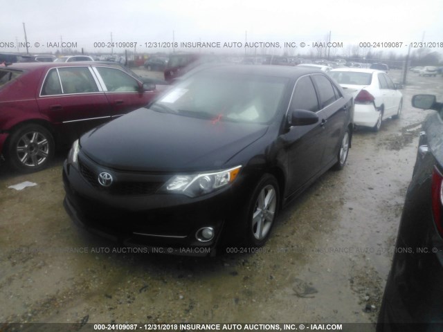 4T1BF1FKXCU102713 - 2012 TOYOTA CAMRY SE/LE/XLE 黑色 照片 2