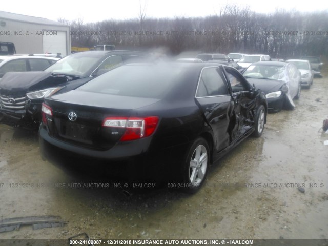 4T1BF1FKXCU102713 - 2012 TOYOTA CAMRY SE/LE/XLE 黑色 照片 4