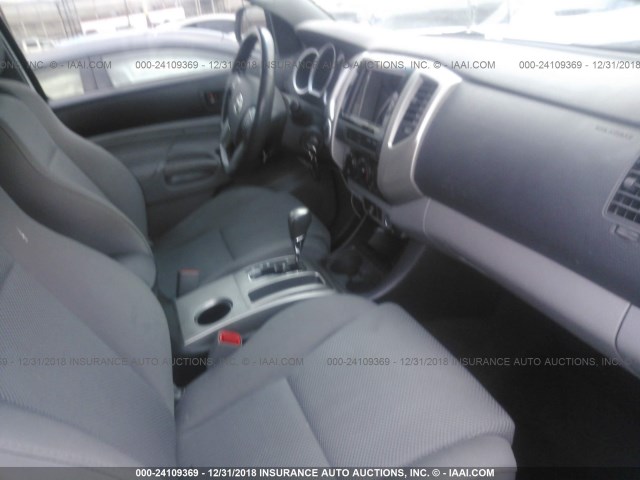 5TFLU4EN4DX065184 - 2013 TOYOTA TACOMA DOUBLE CAB 白色 照片 5