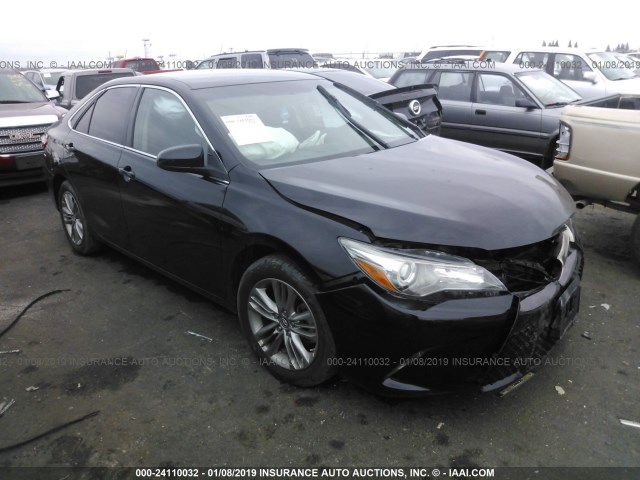 4T1BF1FK6GU141983 - 2016 TOYOTA CAMRY LE/XLE/SE/XSE შავი ფოტო 1