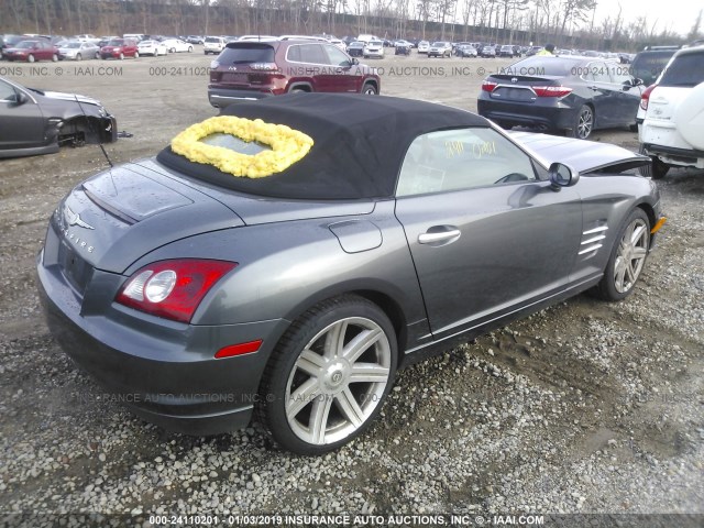 1C3AN65L15X059850 - 2005 CHRYSLER CROSSFIRE LIMITED GRAY photo 4