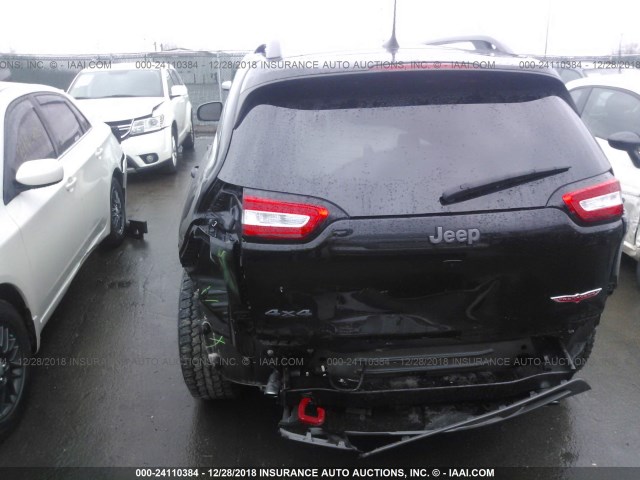 1C4PJMBS6GW262047 - 2016 JEEP CHEROKEE TRAILHAWK BLACK photo 6