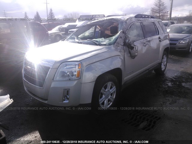 2GKALREK3F6221932 - 2015 GMC TERRAIN SLE GOLD photo 2