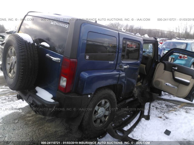 5GTDN136X68140584 - 2006 HUMMER H3 BLUE photo 4