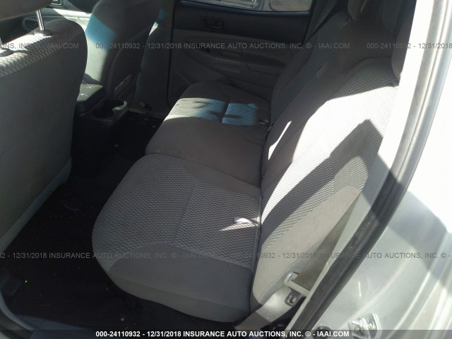 5TFJX4CN3DX028659 - 2013 TOYOTA TACOMA DOUBLE CAB 银色 照片 8
