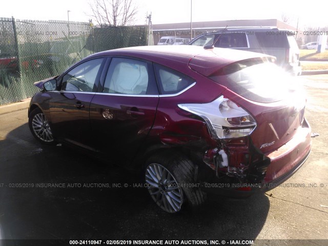 1FADP3N27DL368422 - 2013 FORD FOCUS TITANIUM RED photo 3