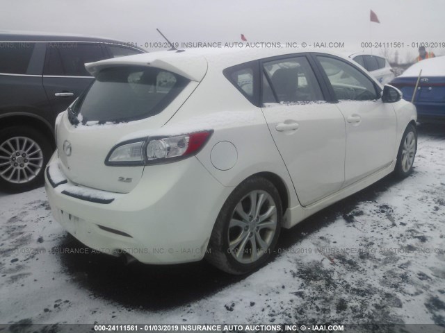 JM1BL1H64A1181565 - 2010 MAZDA 3 S WHITE photo 4