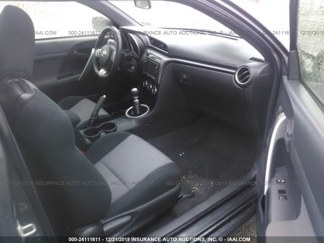 JTKJF5C72FJ010498 - 2015 TOYOTA SCION TC 黑色 照片 5