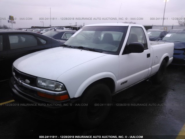 1GCCS1447X8186965 - 1999 CHEVROLET S TRUCK S10 WHITE photo 2