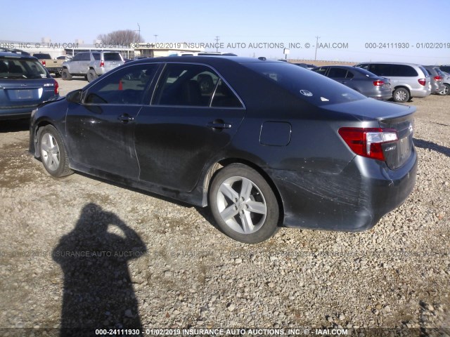4T1BF1FK1CU092833 - 2012 TOYOTA CAMRY SE/LE/XLE შავი ფოტო 3