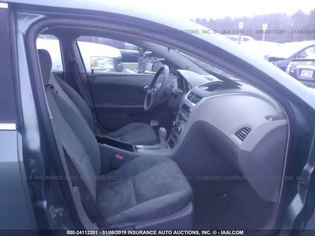 1G1ZG57BX94120152 - 2009 CHEVROLET MALIBU LS BLUE photo 5