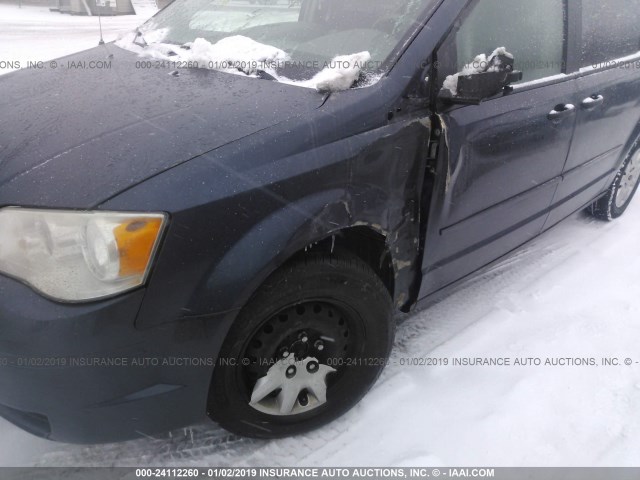 2A8HR44H38R720936 - 2008 CHRYSLER TOWN & COUNTRY LX BLUE photo 6