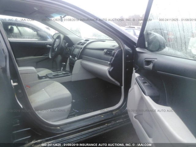 4T4BF1FK1ER354648 - 2014 TOYOTA CAMRY L/SE/LE/XLE Dark Blue photo 5