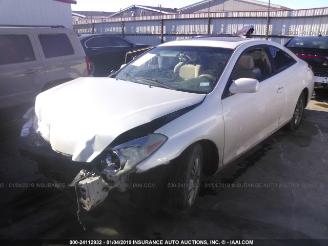 4T1CA30P57U122540 - 2007 TOYOTA CAMRY SOLARA SE/SLE WHITE photo 2