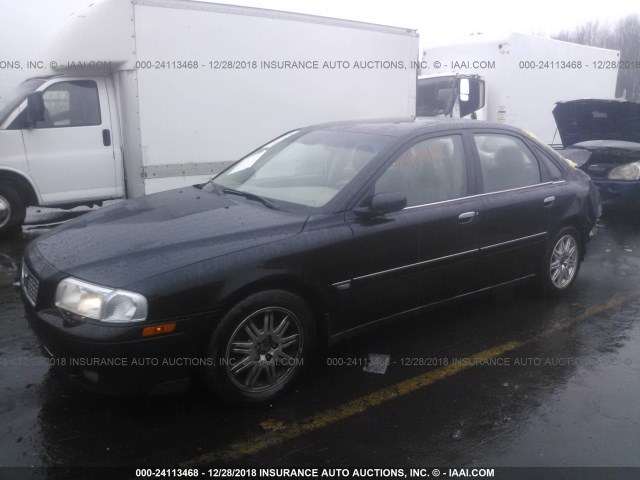 YV1TH592451402669 - 2005 VOLVO S80 2.5T BLACK photo 2