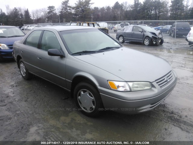 4T1BG22K8XU431702 - 1999 TOYOTA CAMRY CE/LE/XLE GOLD photo 1