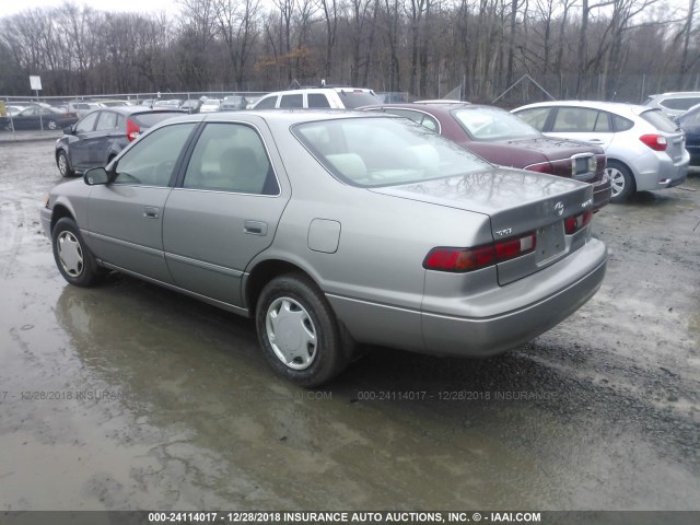 4T1BG22K8XU431702 - 1999 TOYOTA CAMRY CE/LE/XLE GOLD photo 3