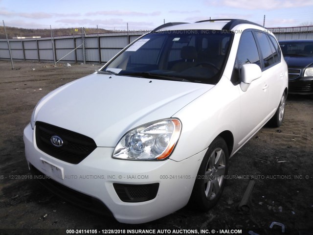 KNAFG525187145592 - 2008 KIA RONDO LX/EX WHITE photo 2