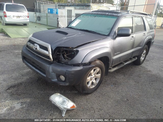 JTEZU14RX68044071 - 2006 TOYOTA 4RUNNER SR5/SPORT GRAY photo 2