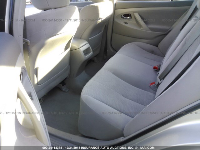 4T1BF3EK1BU747245 - 2011 TOYOTA CAMRY SE/LE/XLE 银色 照片 8