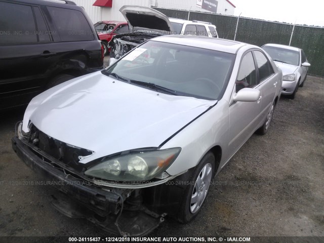 4T1BE32K54U270779 - 2004 TOYOTA CAMRY LE/XLE/SE SILVER photo 2