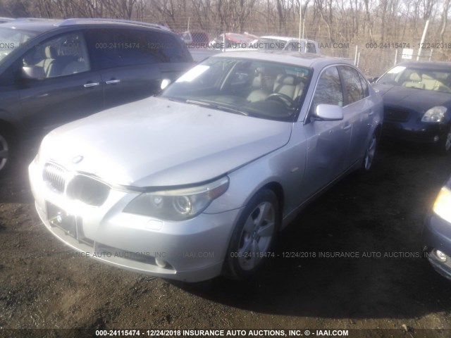 WBANF735X7CU24277 - 2007 BMW 530 XI SILVER photo 2