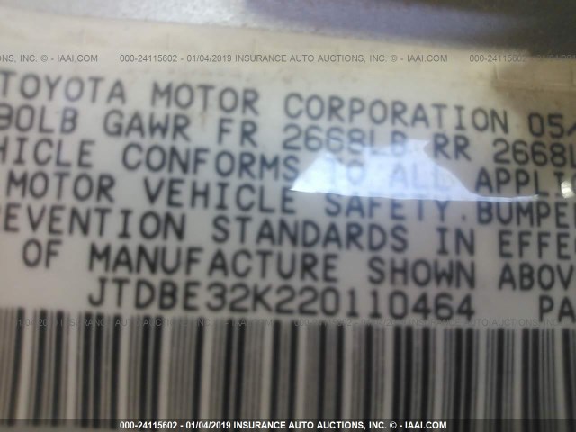 JTDBE32K220110464 - 2002 TOYOTA CAMRY LE/XLE/SE SILVER photo 9