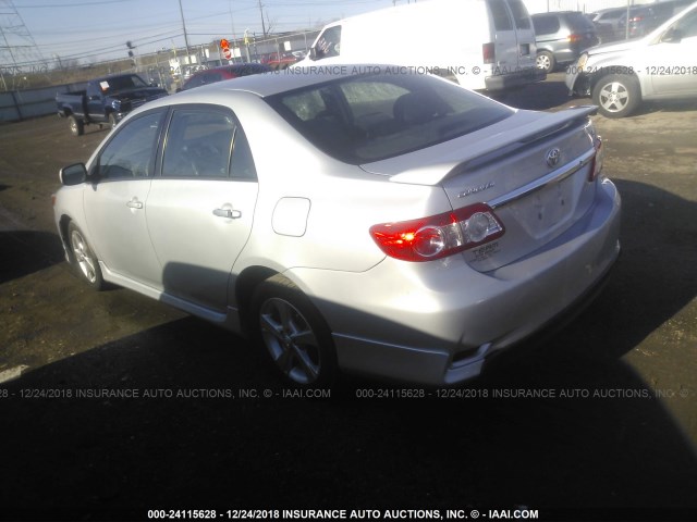 5YFBU4EE0CP008070 - 2012 TOYOTA COROLLA S/LE ვერცხლისფერი ფოტო 3