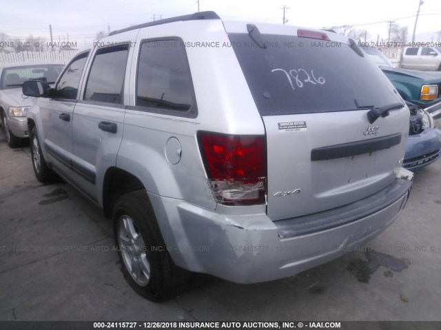 1J4GR48K45C577826 - 2005 JEEP GRAND CHEROKEE LAREDO/COLUMBIA/FREEDOM 银色 照片 3
