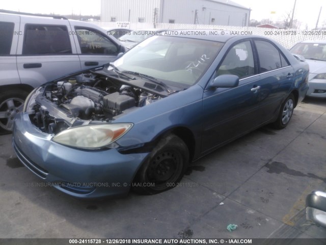 4T1BE32K43U655412 - 2003 TOYOTA CAMRY LE/XLE/SE BLUE photo 2