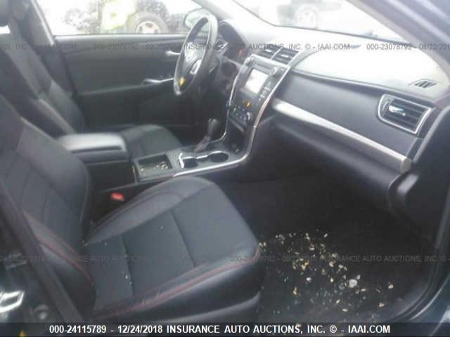 4T1BF1FK8GU144965 - 2016 TOYOTA CAMRY LE/XLE/SE/XSE BLACK photo 5