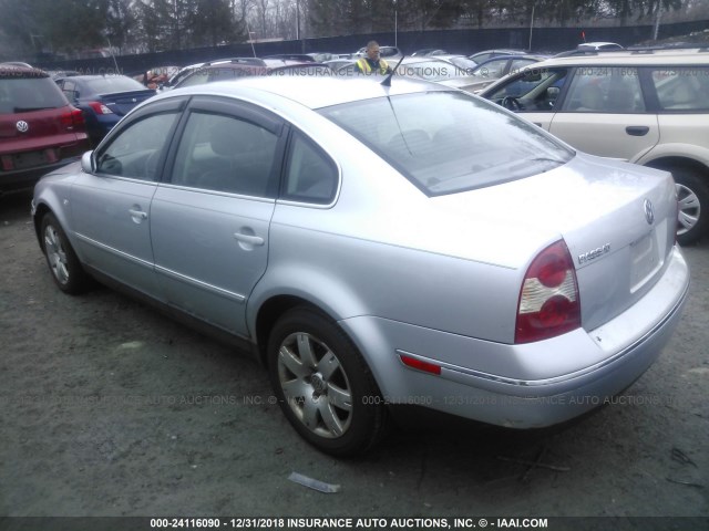 WVWRH63B23P059675 - 2003 VOLKSWAGEN PASSAT GLX 银色 照片 3