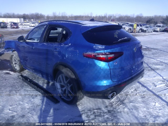 ZASFAKNN0J7B96450 - 2018 ALFA ROMEO STELVIO TI SPORT BLUE photo 3