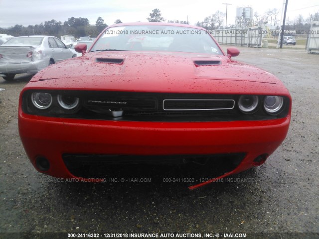 2C3CDZAG5FH702132 - 2015 DODGE CHALLENGER SXT RED photo 6