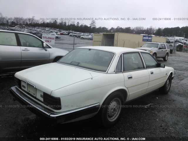 SAJFY1747LC606269 - 1990 JAGUAR XJ6 BASELINE WHITE photo 4