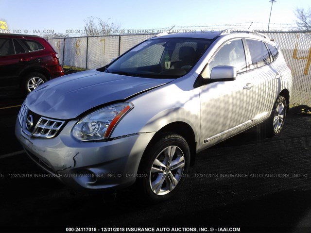 JN8AS5MV7CW707152 - 2012 NISSAN ROGUE S/SV SILVER photo 2