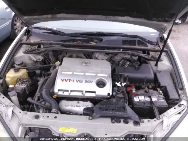 JTDBF30K740153992 - 2004 TOYOTA CAMRY LE/XLE SILVER photo 10