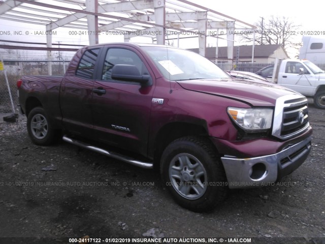 5TFUY5F11AX118137 - 2010 TOYOTA TUNDRA DOUBLE CAB SR5 RED photo 1