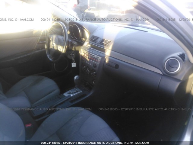 JM1BK324481850417 - 2008 MAZDA 3 S SILVER photo 5