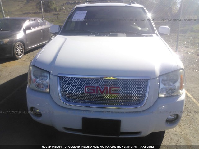 1GKES63M782240023 - 2008 GMC ENVOY DENALI WHITE photo 6