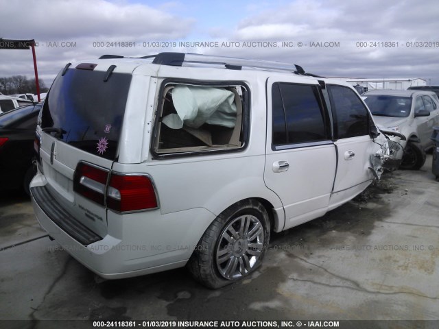 5LMJJ2H55AEJ04560 - 2010 LINCOLN NAVIGATOR Ақ фото 4