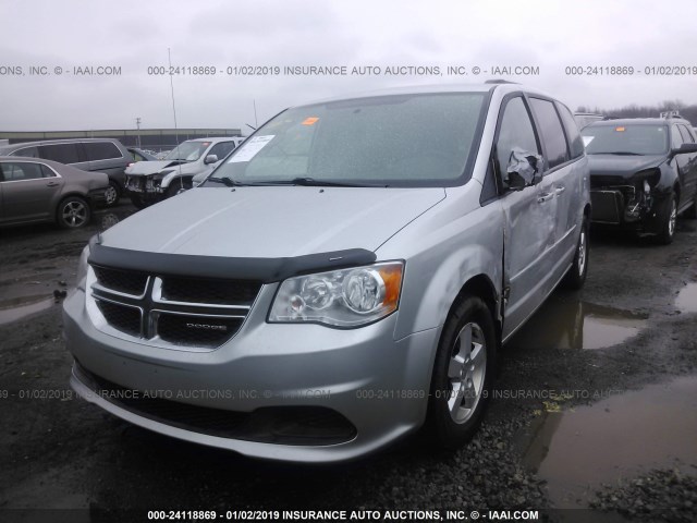 2C4RDGCG6CR139928 - 2012 DODGE GRAND CARAVAN SXT SILVER photo 2