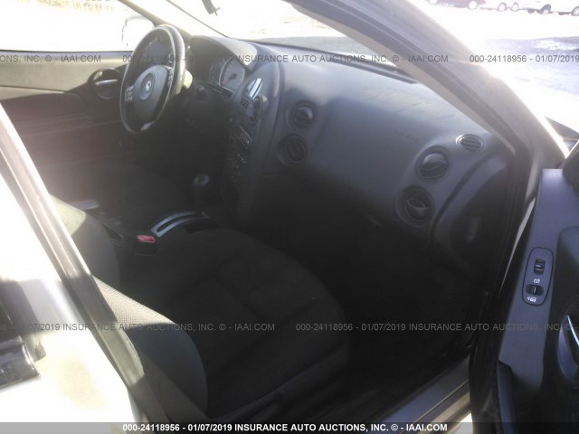 2G2WP552081111682 - 2008 PONTIAC GRAND PRIX SILVER photo 5