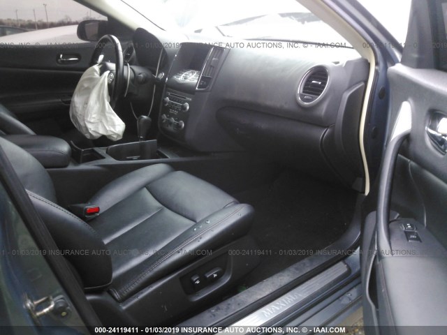 1N4AA5AP7AC862101 - 2010 NISSAN MAXIMA S/SV GRAY photo 5