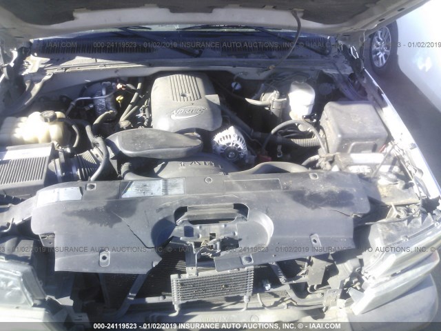 1GCEC19VX3Z315227 - 2003 CHEVROLET SILVERADO C1500 SILVER photo 10