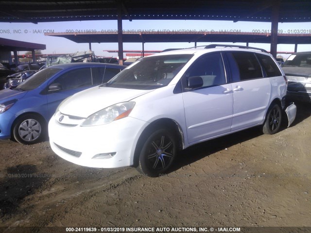 5TDZK23CX8S101610 - 2008 TOYOTA SIENNA CE/LE WHITE photo 2