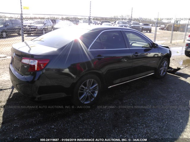 4T1BF1FK4CU129471 - 2012 TOYOTA CAMRY SE/LE/XLE 黑色 照片 4