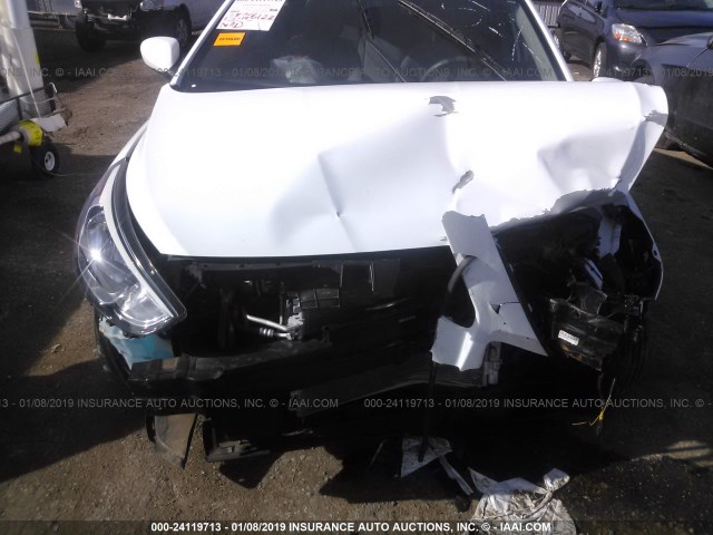 KMHCT4AE3GU074419 - 2016 HYUNDAI ACCENT SE WHITE photo 6