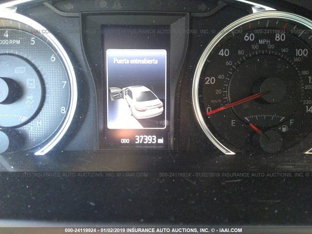 4T1BF1FK2GU233401 - 2016 TOYOTA CAMRY LE/XLE/SE/XSE GRAY photo 7